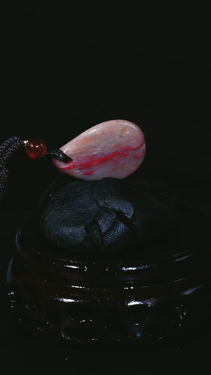 昌化石君*昌化鸡血石