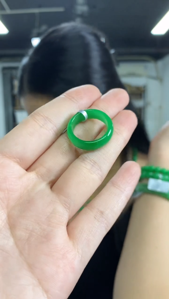 未镶嵌戒指翡翠闪购链接 多样性发其一颜色微差
