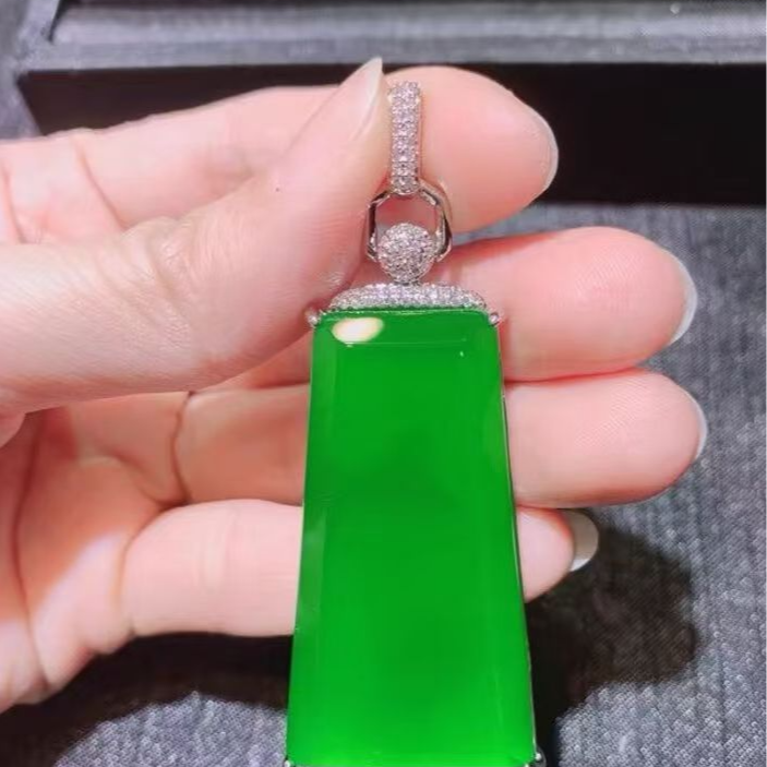 高端缅甸无事牌男女款吊坠