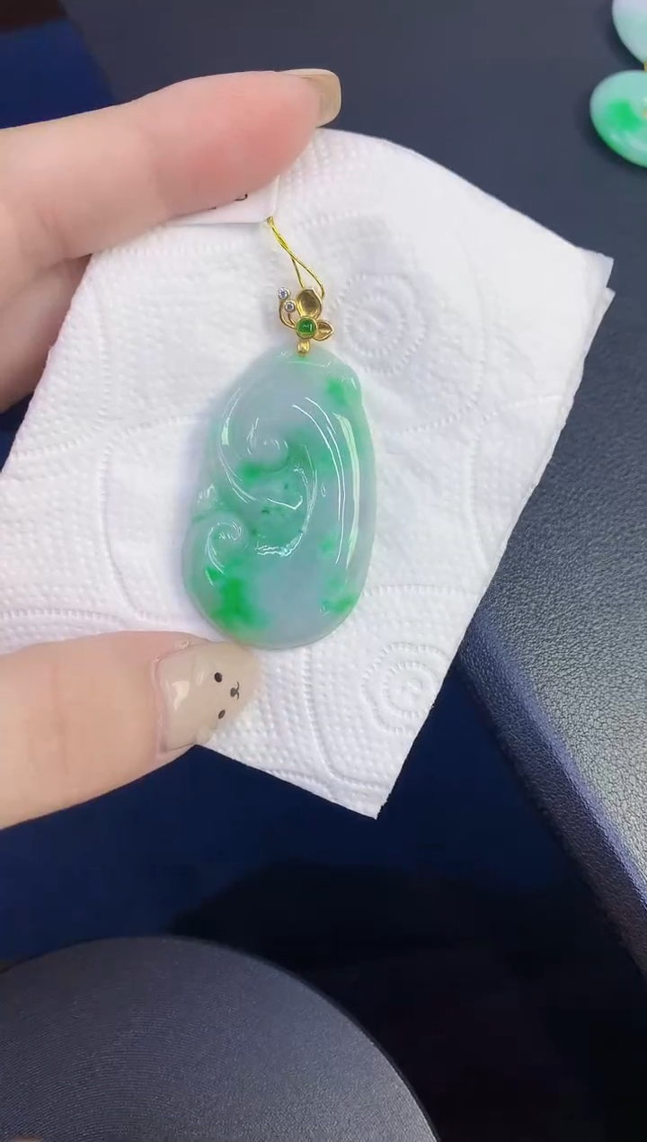 颈饰未镶嵌翡翠缅甸天然翡翠A货