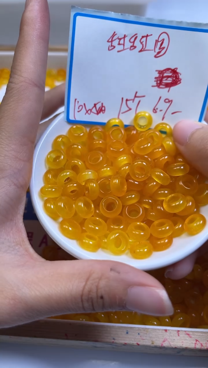 未镶嵌散珠玛瑙/玉髓M928 鸡油黄甜甜圈10*5*内5mm15颗6.9元