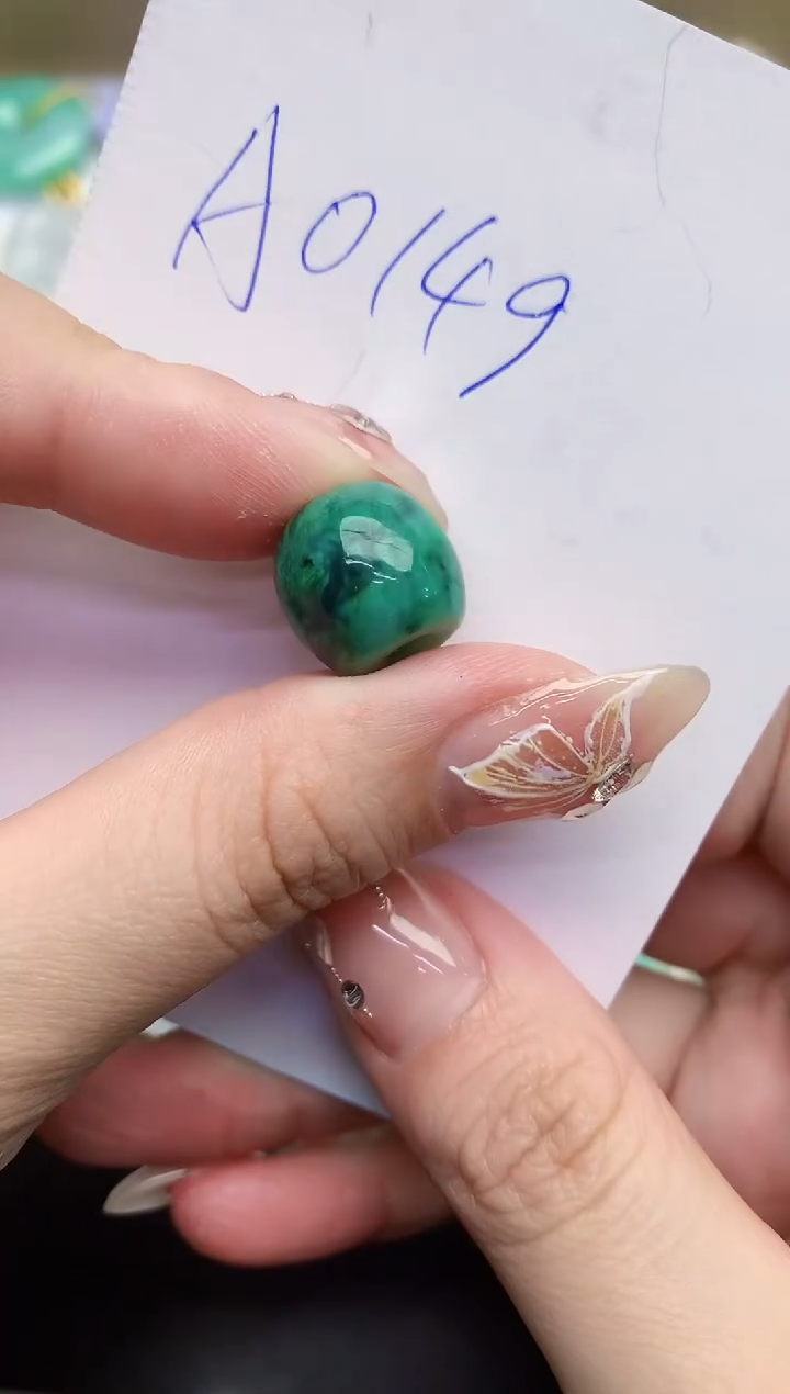 【闪购商品】翡翠颈饰未镶嵌0000000000