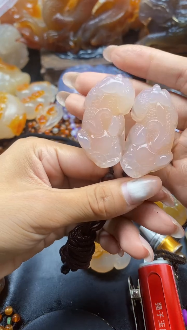玛瑙/玉髓颈饰未镶嵌ll