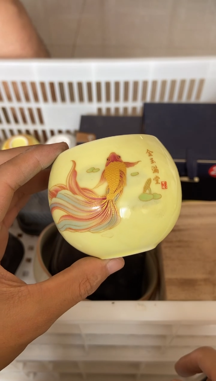 杯无运费险有瑕疵的摄影的产品有使用过的痕迹有点脏介意勿拍