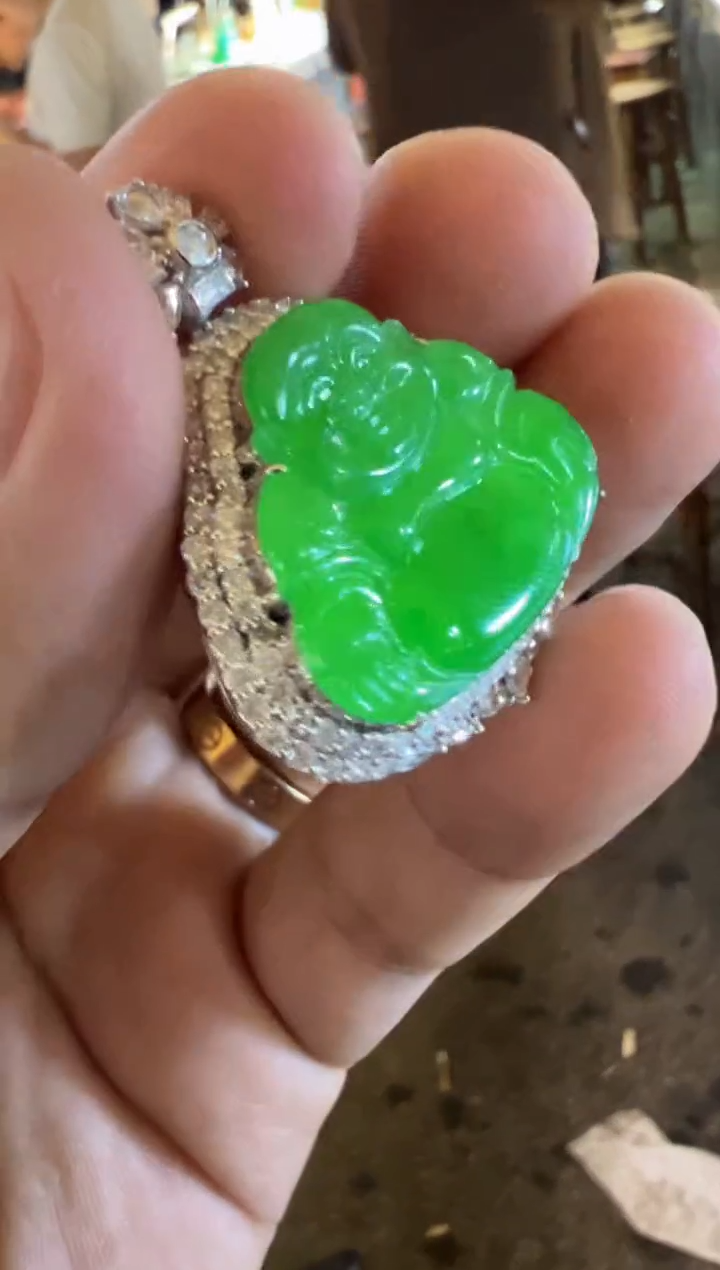 18K金镶嵌定制翡翠翡翠佛公