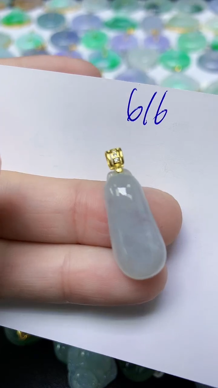 翡翠未镶嵌颈饰 天然缅甸翡翠A货