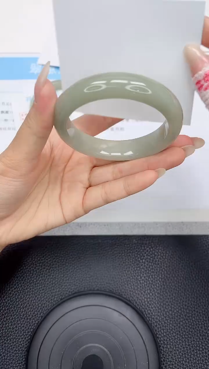 石英质玉手镯未镶嵌76-58.3