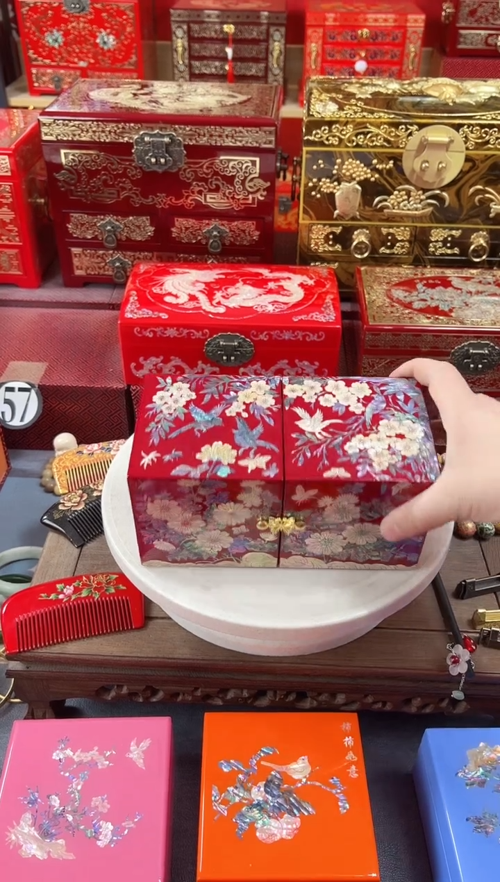 【闪购商品】19厘米对开门四抽满面螺钿镶嵌酒红色喜鹊