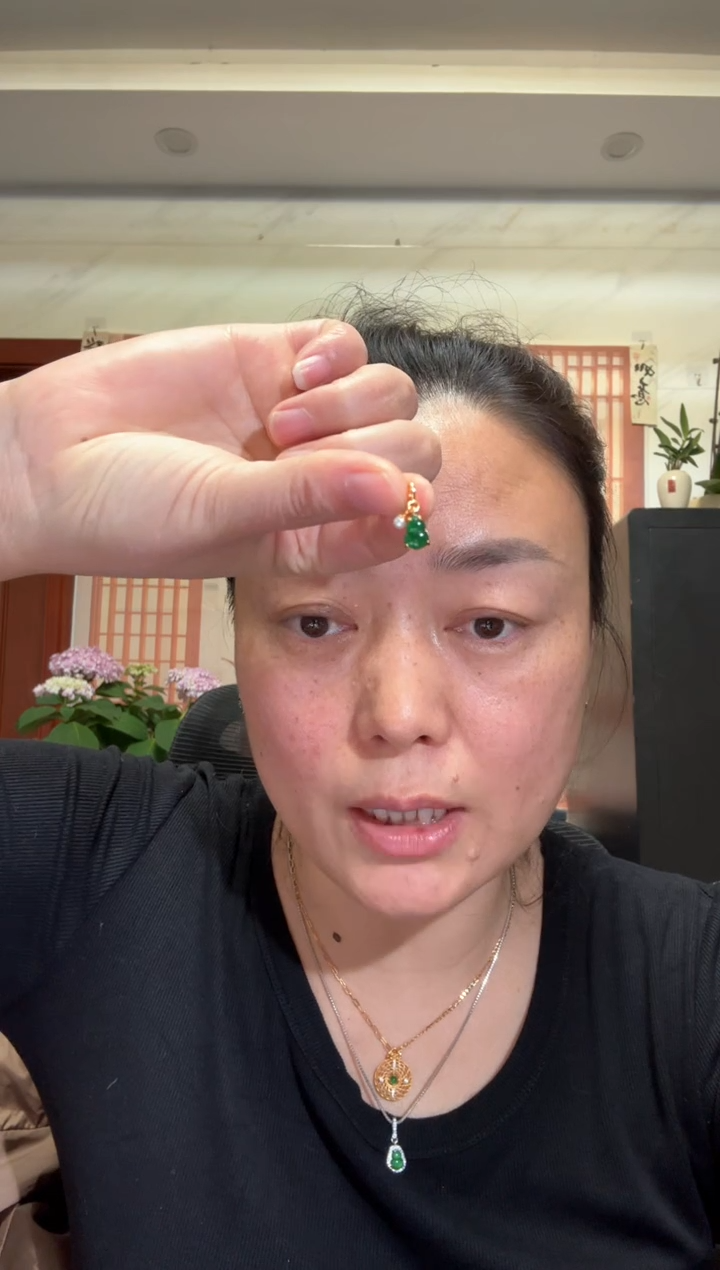 颈饰银S925镶嵌翡翠00005233