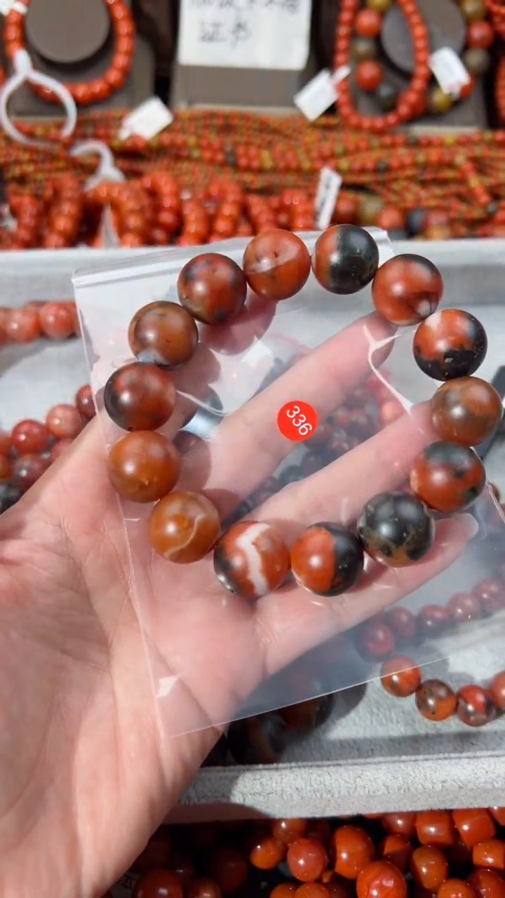 【闪购商品】南红玛瑙手串未镶嵌17+