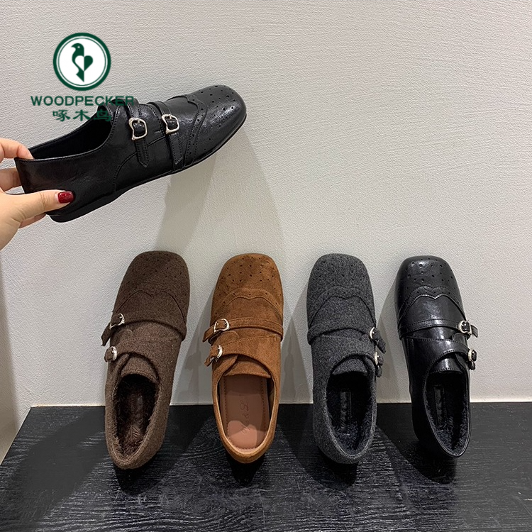 啄木鸟内增高复古雕花方头乐福鞋鞋秋冬新款英伦风单鞋黑色小皮鞋