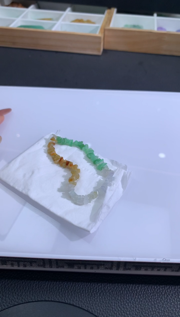 【闪购商品】定制翡翠未镶嵌翡翠