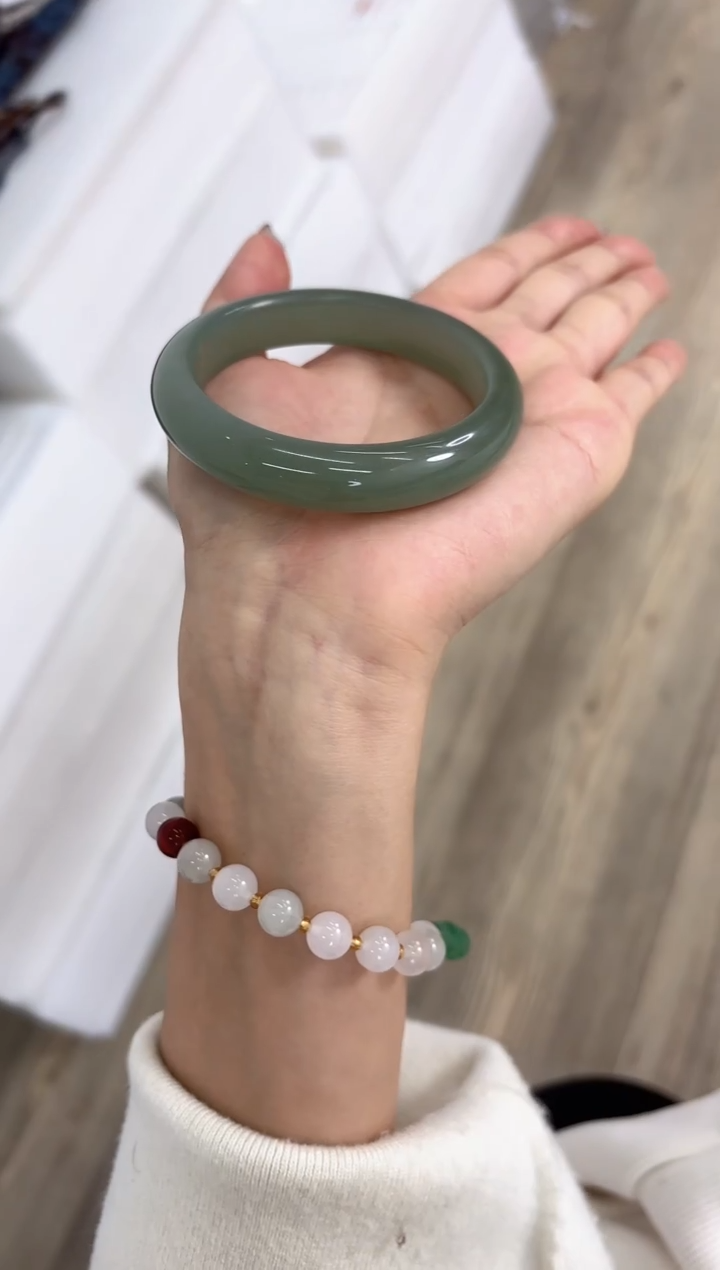 未镶嵌手镯石英质玉128-54D