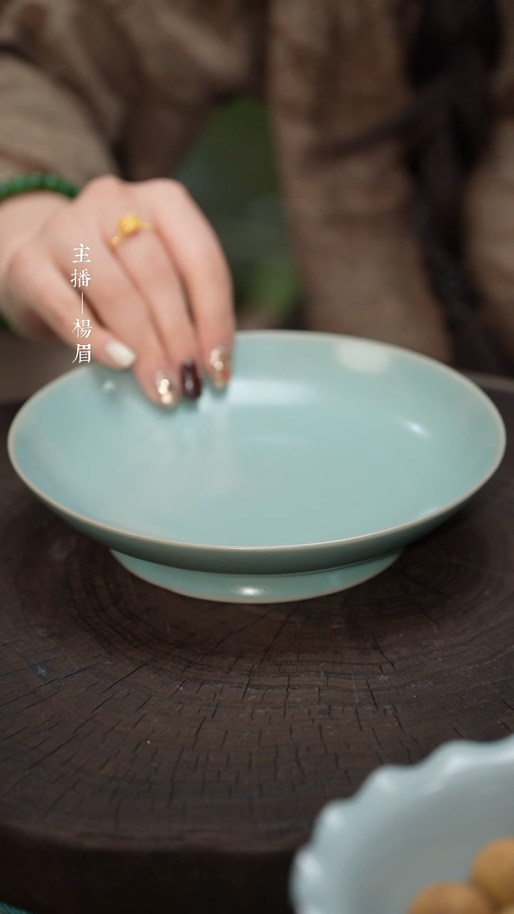 【闪购商品】卷足敞口盘（18cm不完美）——龙眉