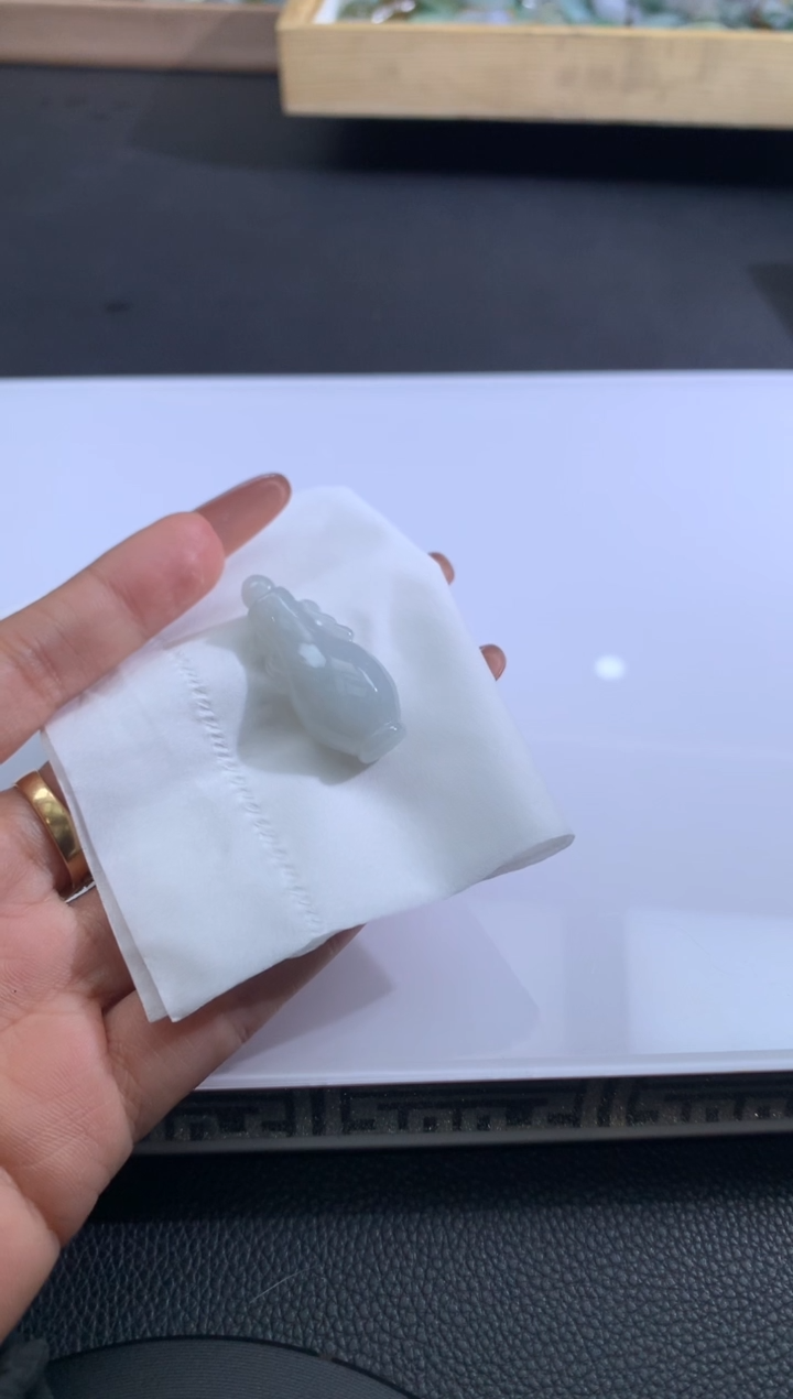 【闪购商品】定制翡翠未镶嵌翡翠