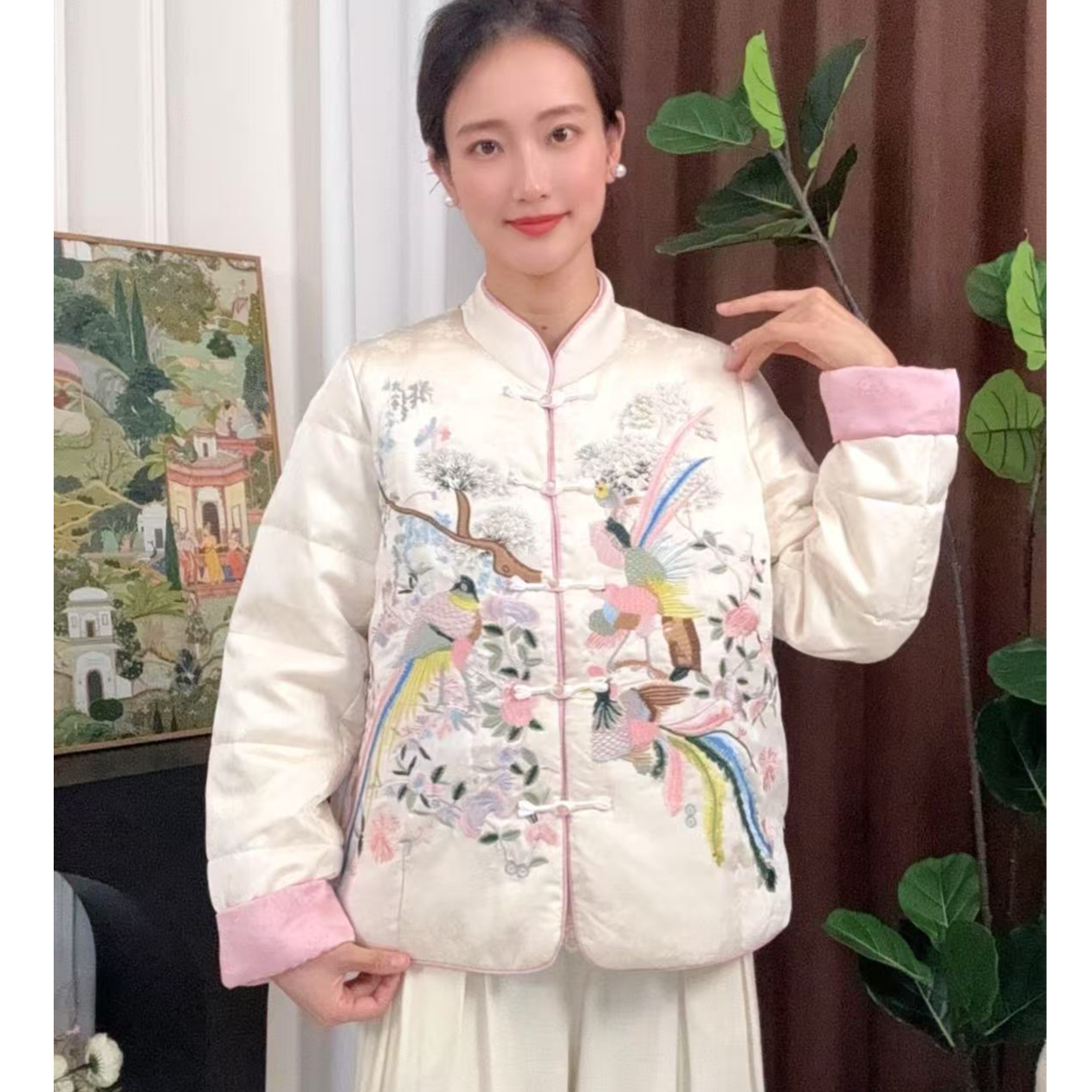 新中式重工刺绣时尚洋气高级感90白鸭绒羽绒