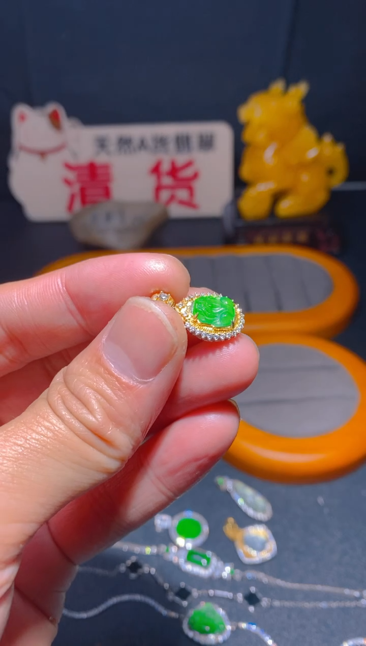 【闪购商品】翡翠耳饰未镶嵌翡翠