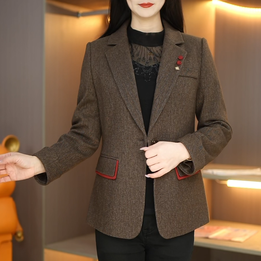 洋气西装外套女2025年春装新款高级感干练百搭休闲职业小西服上衣