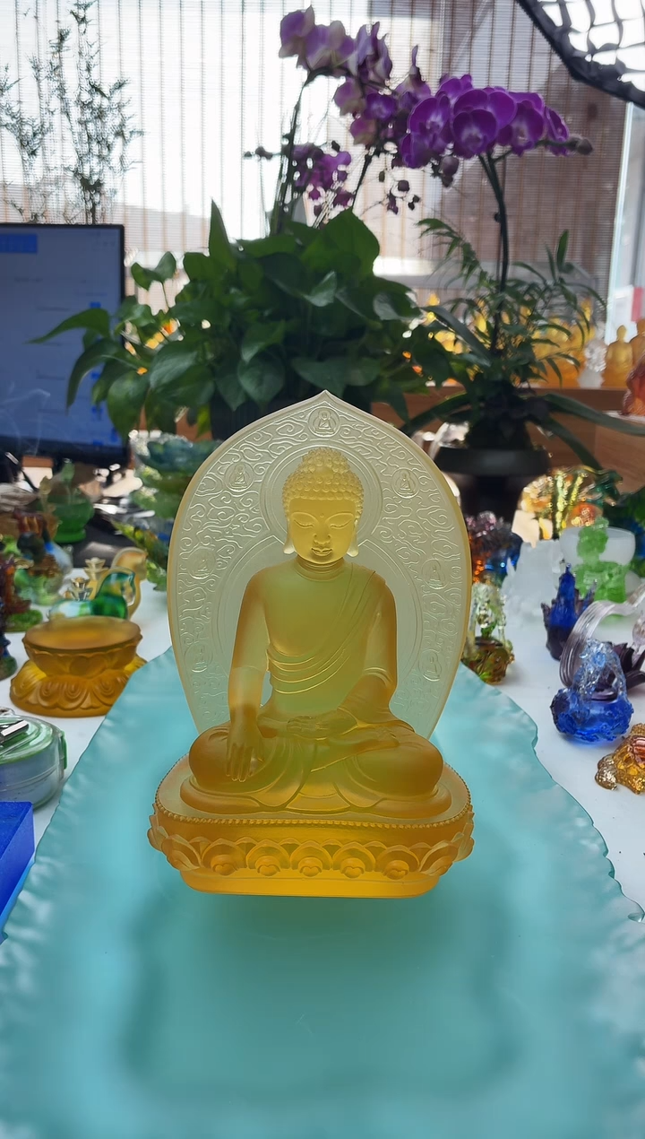 手工艺品琉璃琥珀色药师佛18公分【手势随机发】