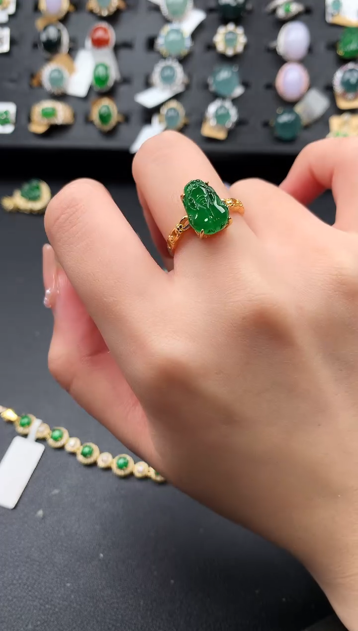 【闪购商品】翡翠戒指银S925镶嵌52141