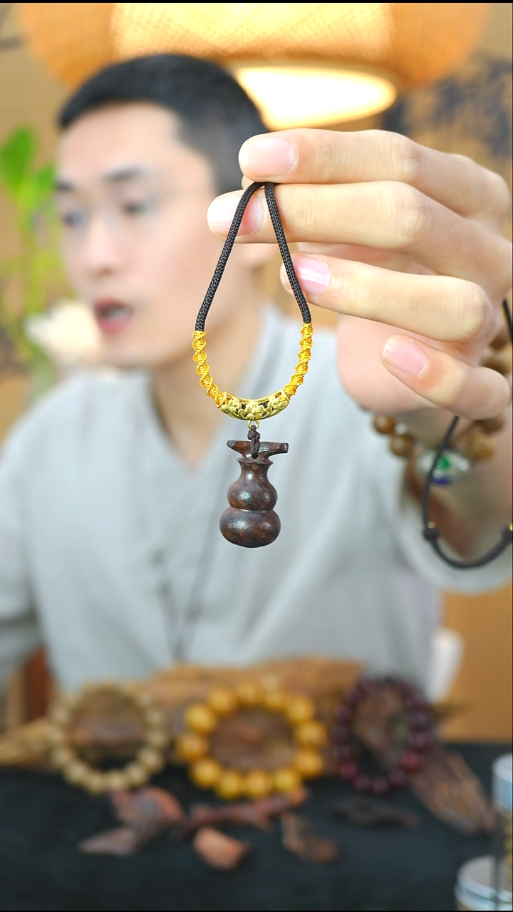 降真香吊坠海南天然糖结软油小叶降真香葫芦吊坠