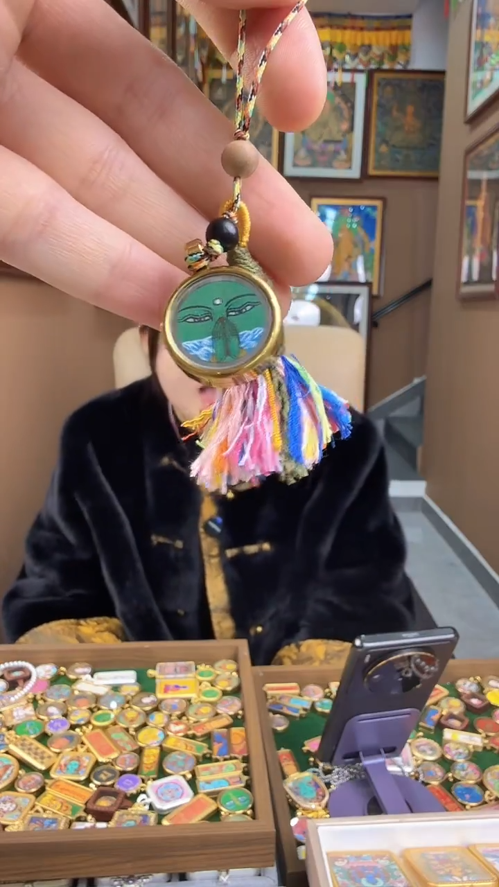 吊坠绿度母车挂-热贡纯手绘唐卡