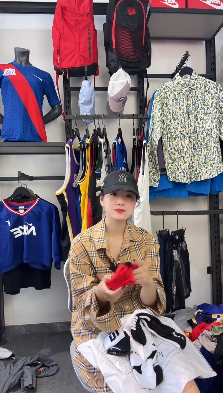 769编码 耐克卫衣服饰过款为准 尺码·39.9
