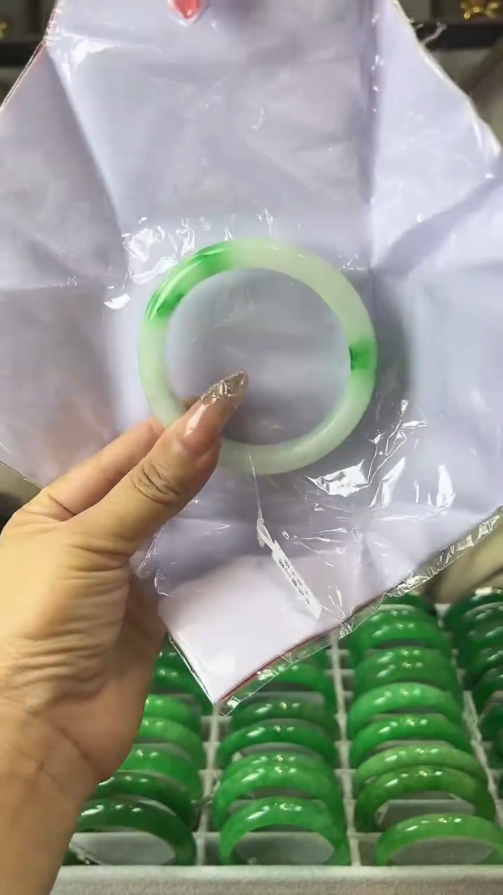 【闪购商品】砖雕闪14 圈口58 独货手镯