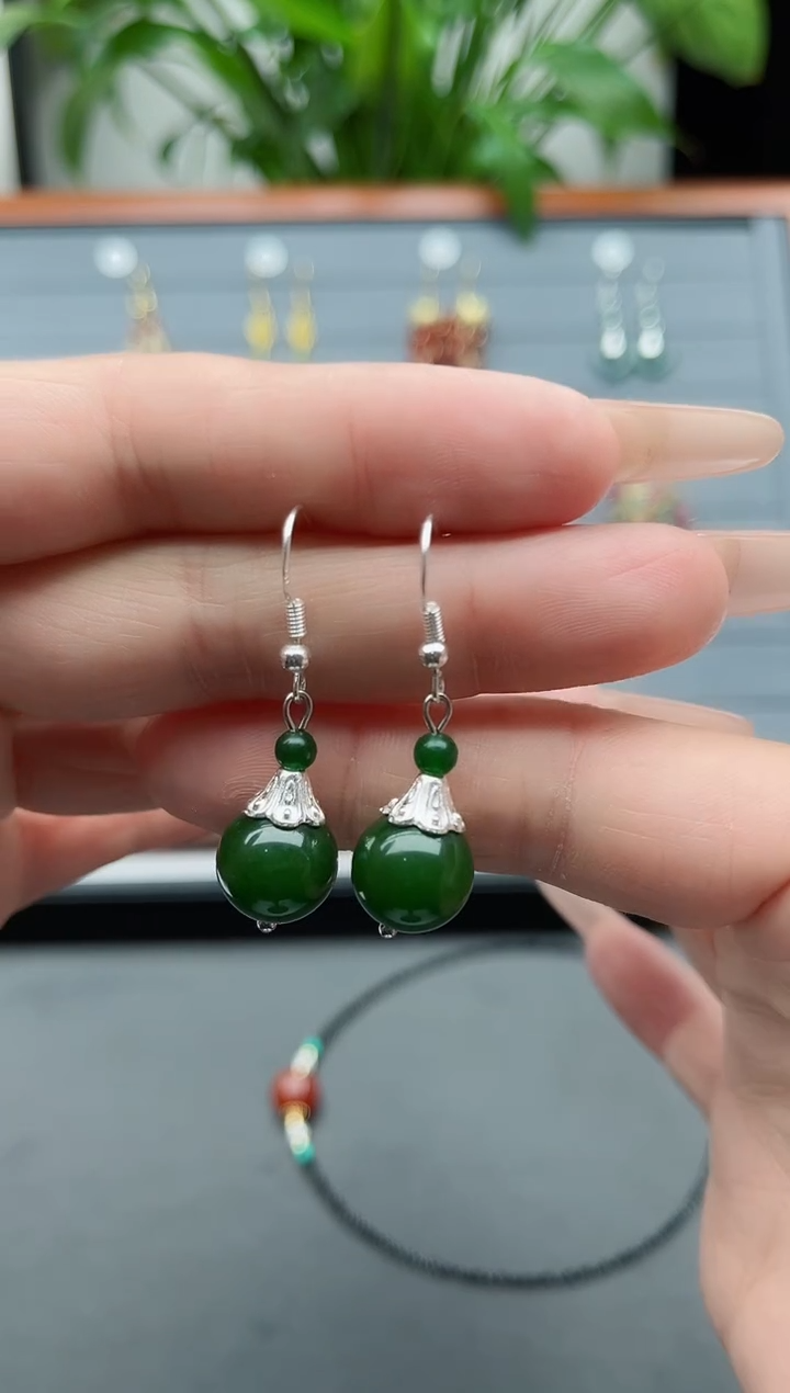 【闪购商品】玛瑙/玉髓耳饰银S925镶嵌8802绿