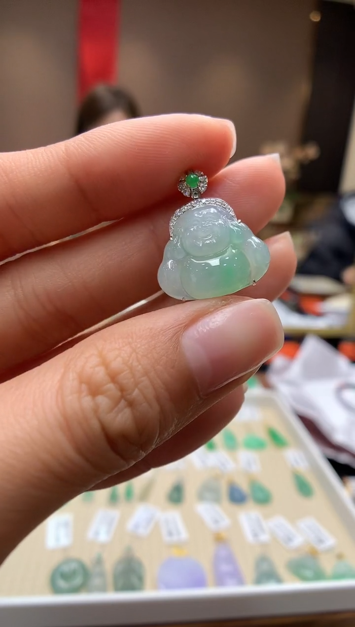 【闪购商品】翡翠颈饰18K金镶嵌佛公