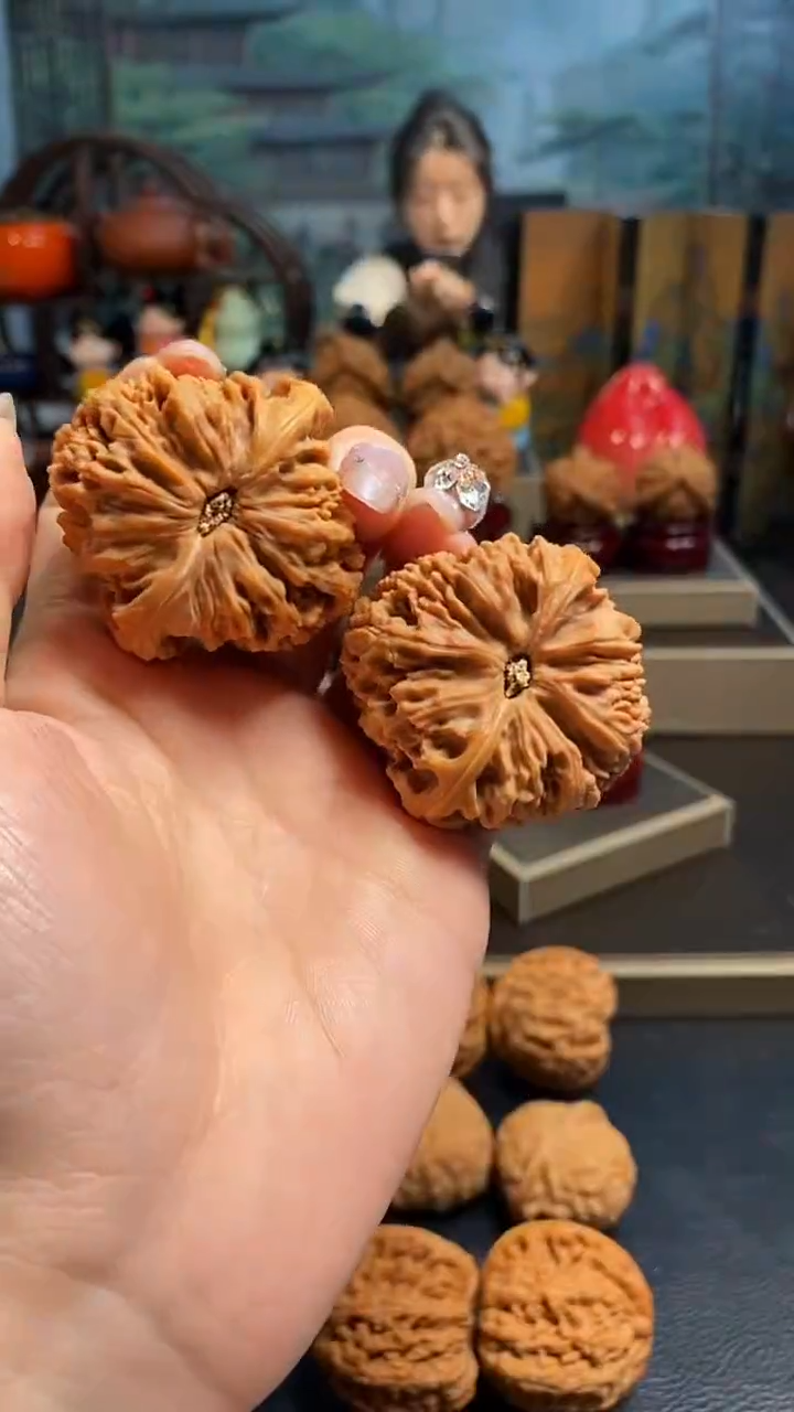 【闪购商品】文玩核桃吊坠K352南疆石44