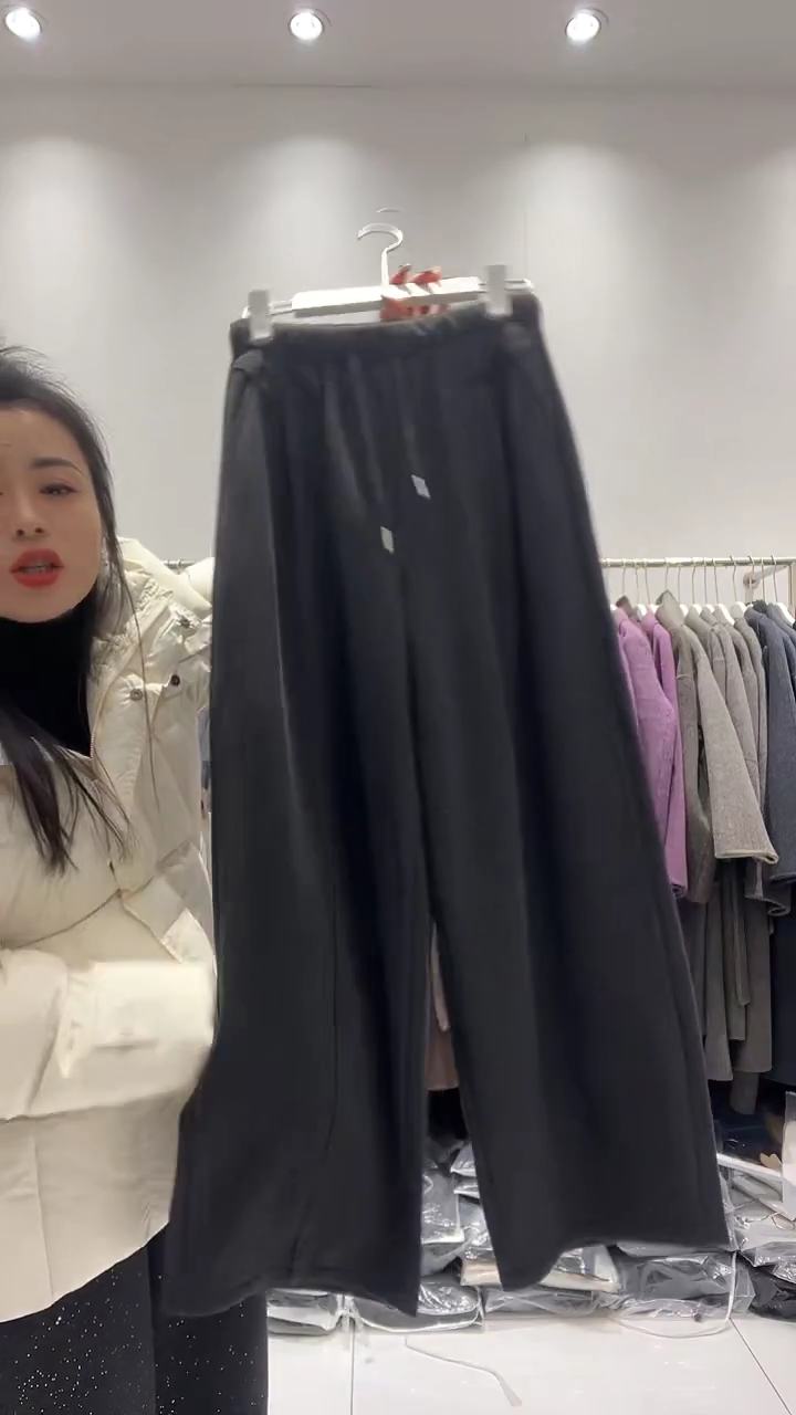 商贸城锦汐里女装批发013