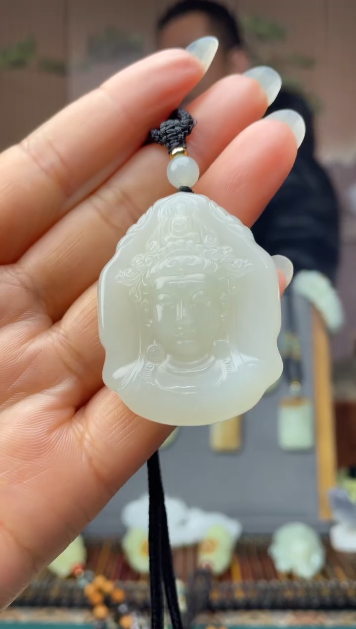 颈饰未镶嵌和田玉拍一发一