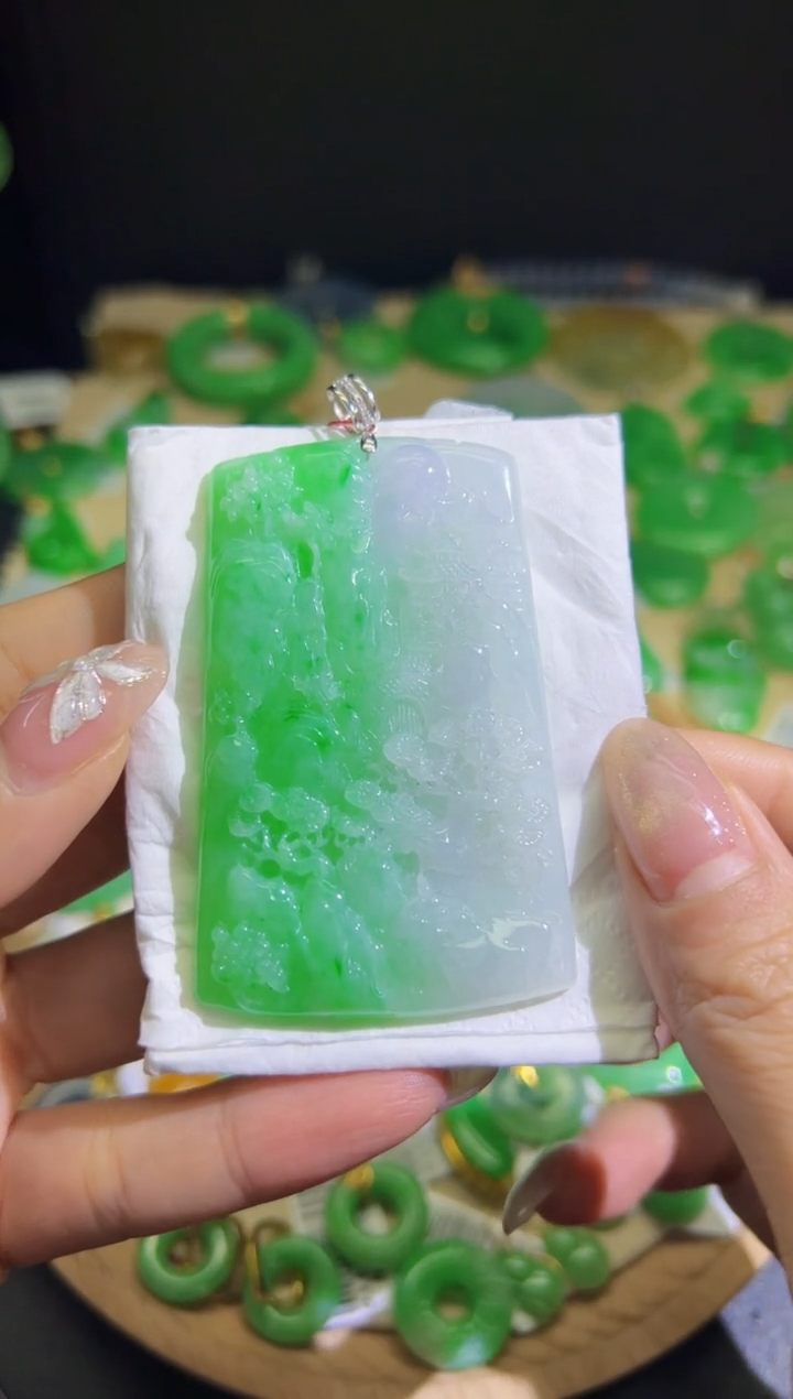 【闪购商品】翡翠颈饰18K金镶嵌Q缅料A货翡翠/支持复检/一件