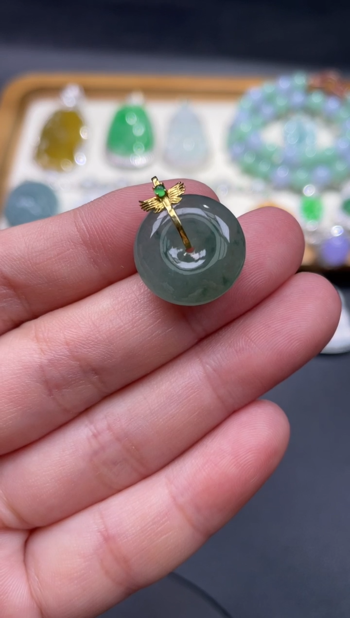 【闪购商品】翡翠颈饰18K金镶嵌22..........