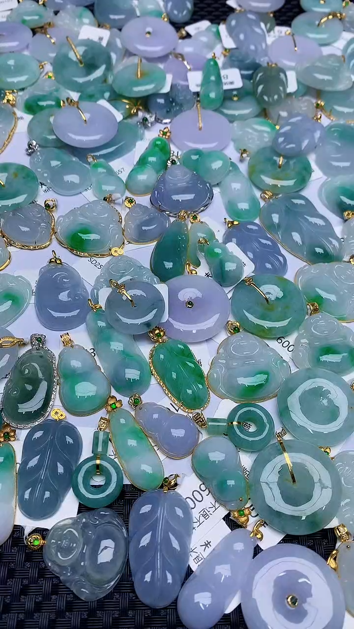 【闪购商品】翡翠颈饰18K金镶嵌45345345345