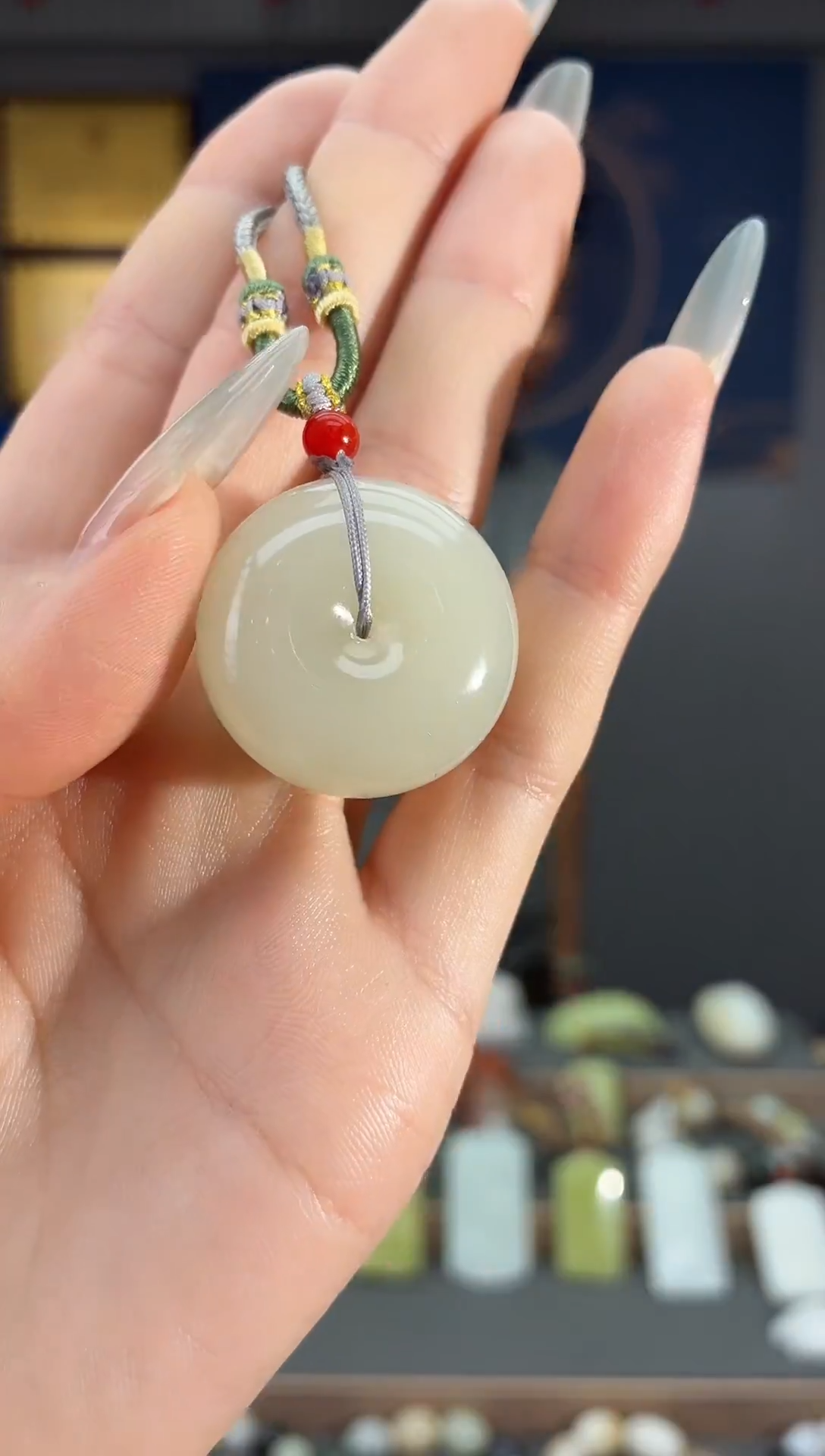 颈饰未镶嵌和田玉1