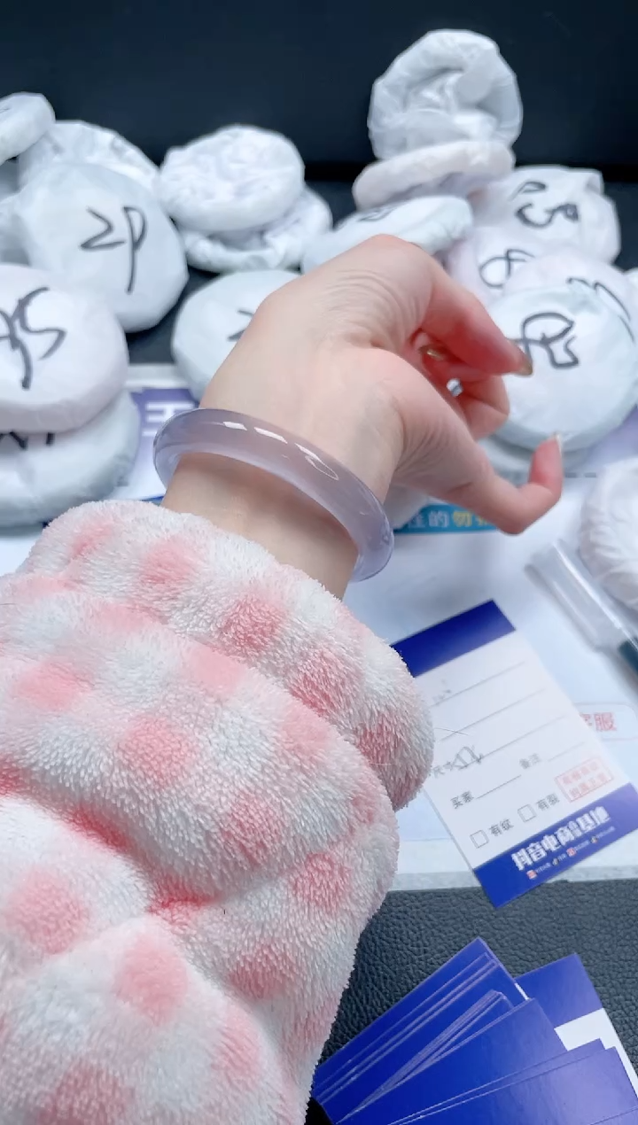 【闪购商品】石英质玉手镯未镶嵌 10J106-54