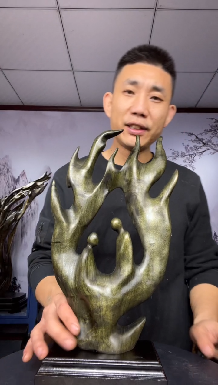 金丝楠木雕款冰****血金丝楠木工艺品摆件