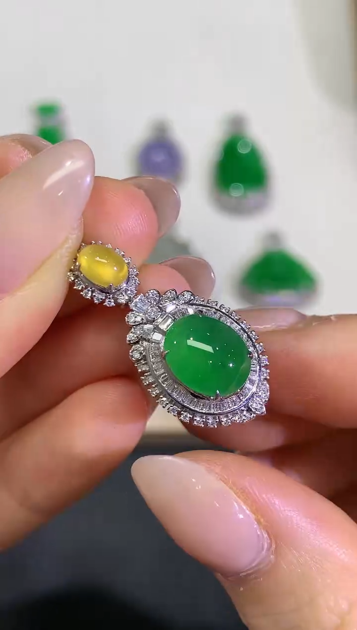 【闪购商品】翡翠颈饰18K金镶嵌团购45