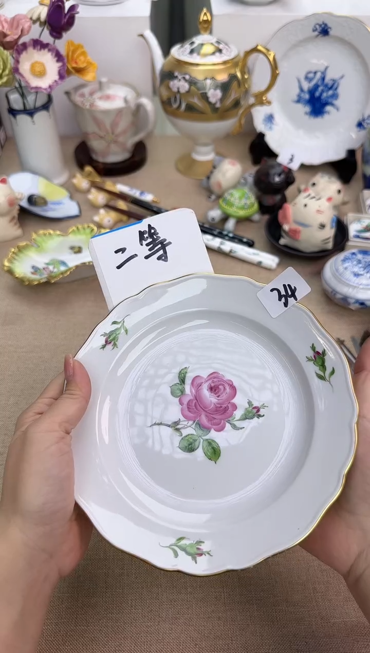 瓷片泡泡家的瓷器真好看