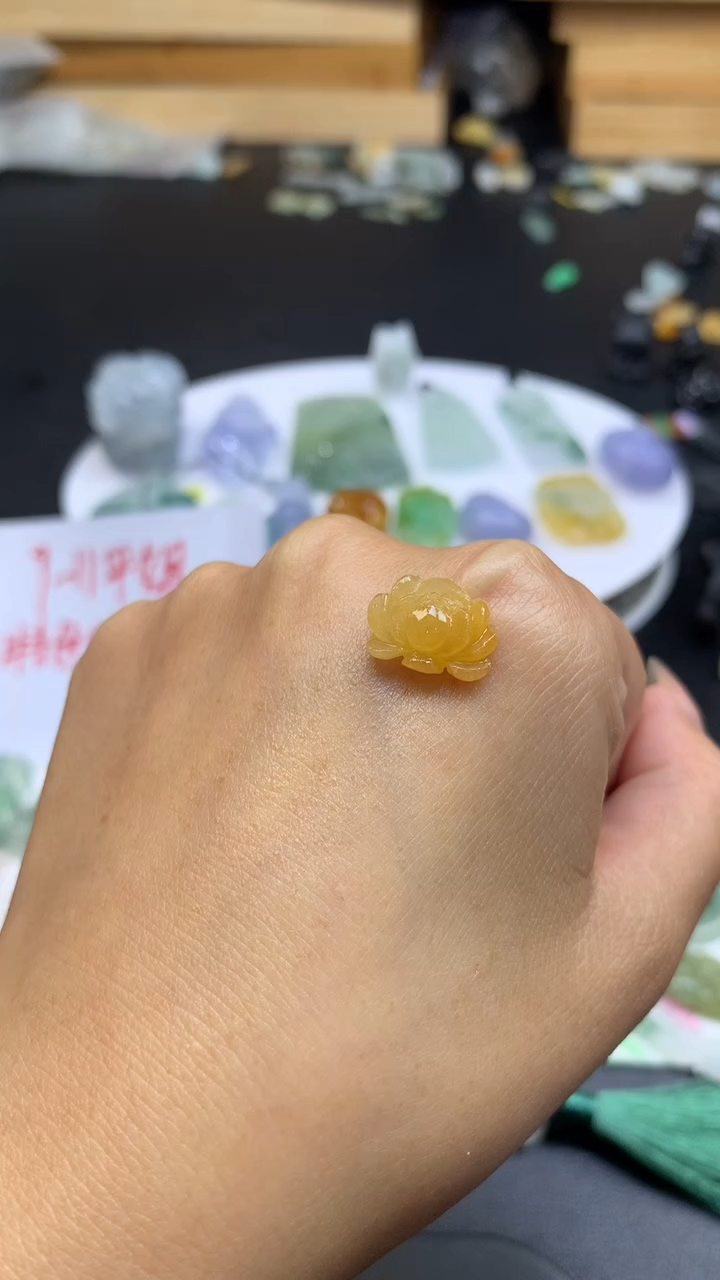 【闪购商品】定制翡翠未镶嵌翡翠