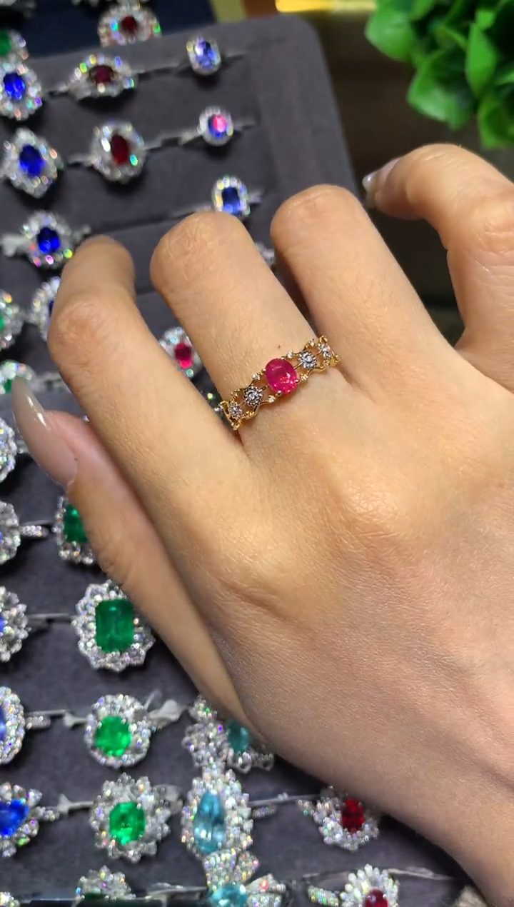 18K金镶嵌戒指红宝石0.5ct