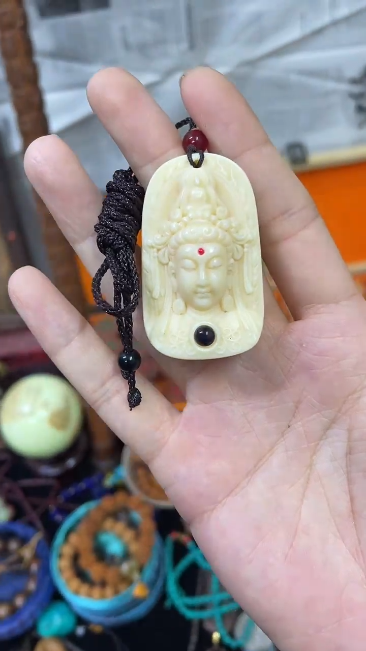 摆件主播推荐如图所示  