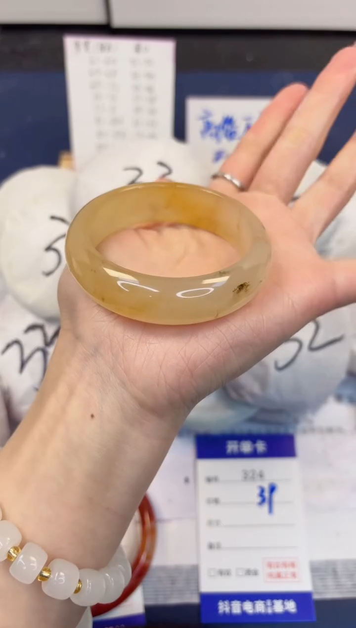 【闪购商品】石英质玉手镯未镶嵌324-财气镯-圈口53