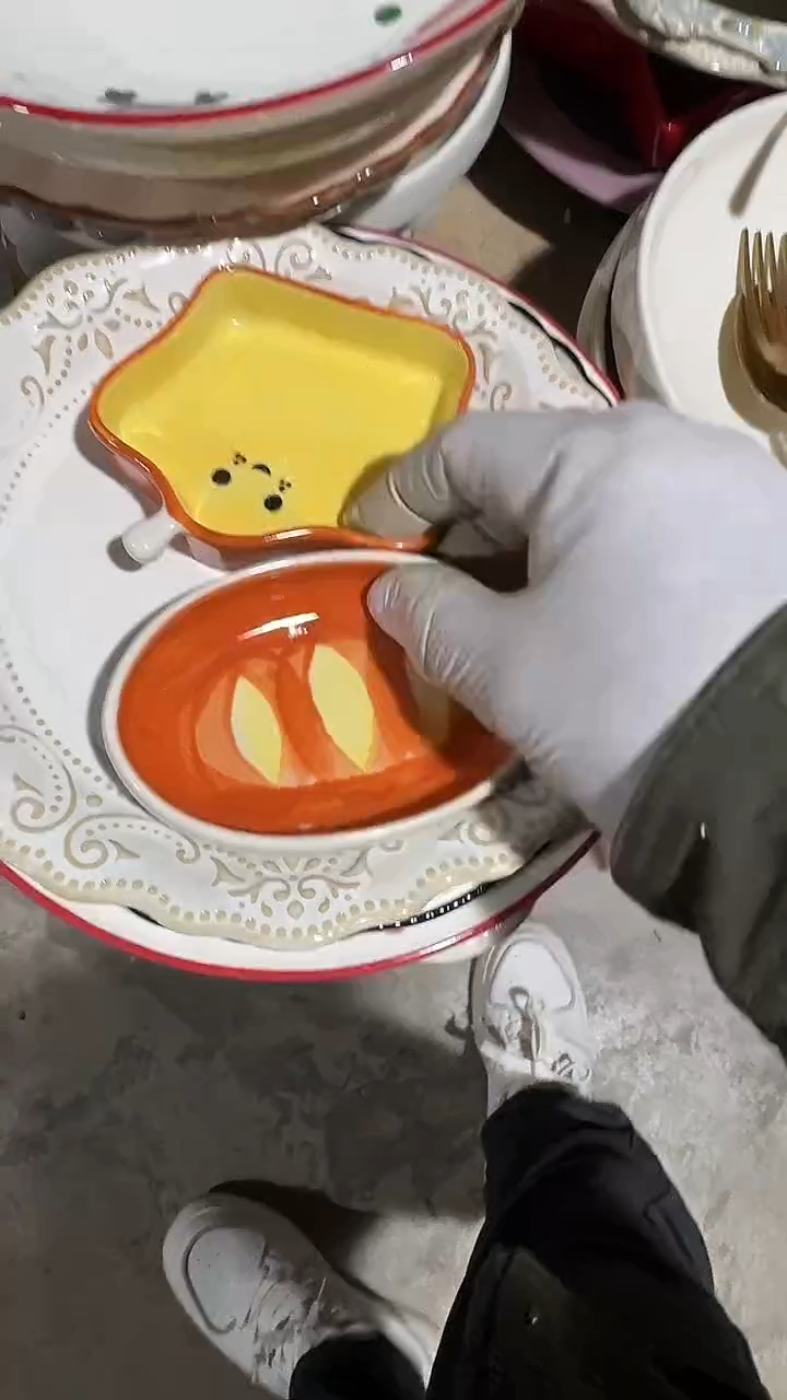 陶瓷2个小碟子微瑕 凑满20元包邮