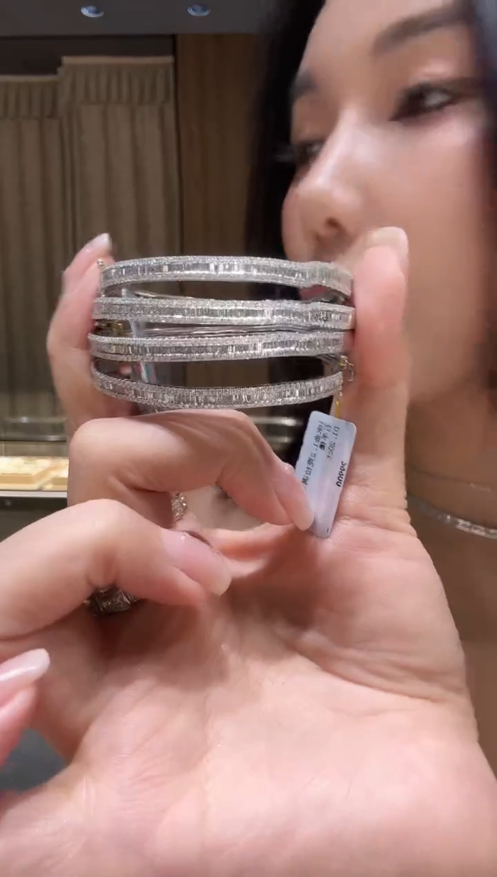 手镯18K金镶嵌钻石AF0050满天星多样性发其一