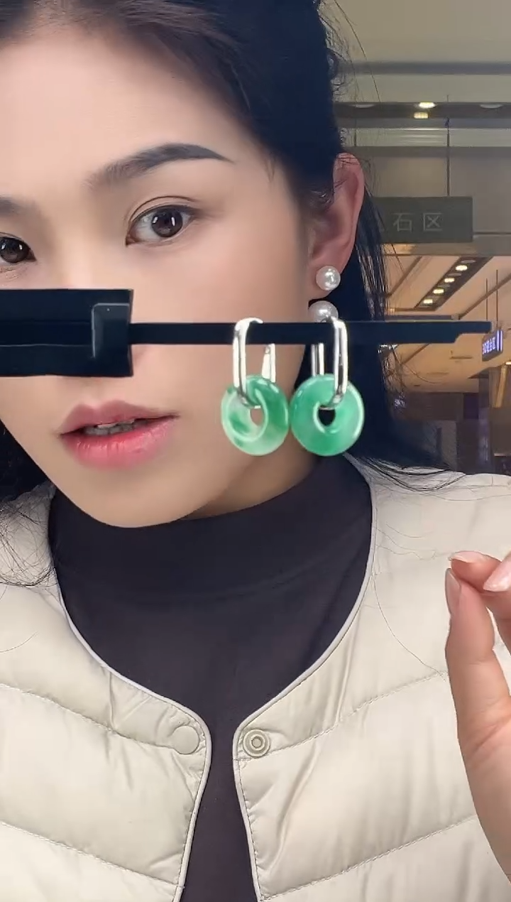 未镶嵌手镯石英质玉10