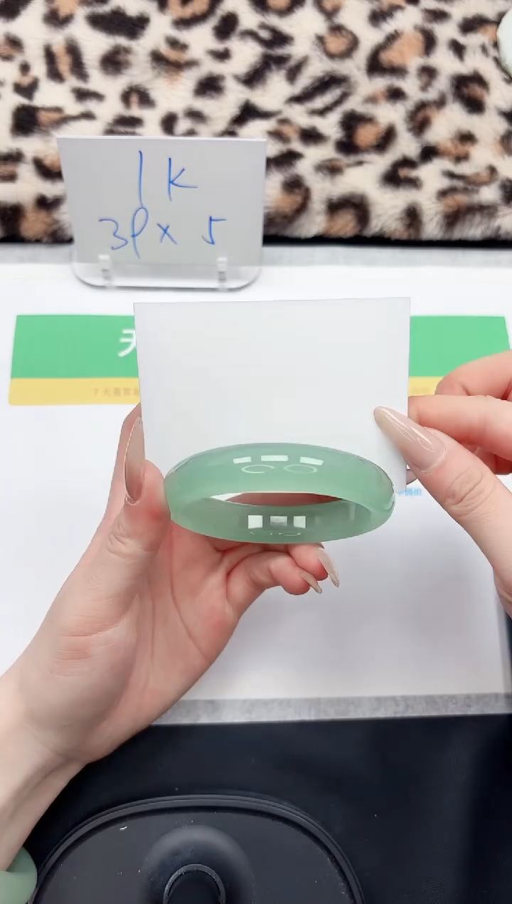 【闪购商品】石英质玉手镯未镶嵌20-62