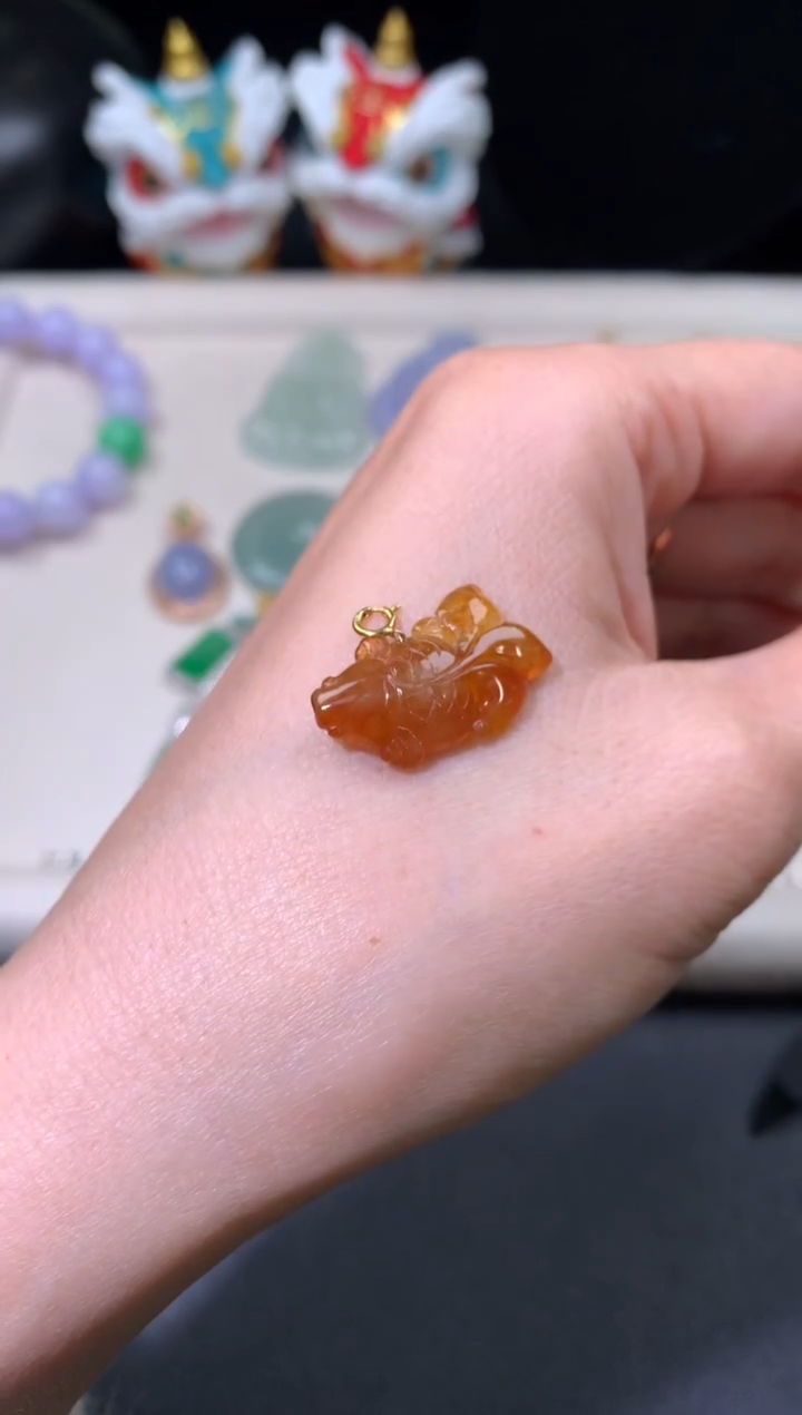 吊坠(不含链)18K金镶嵌翡翠翡翠